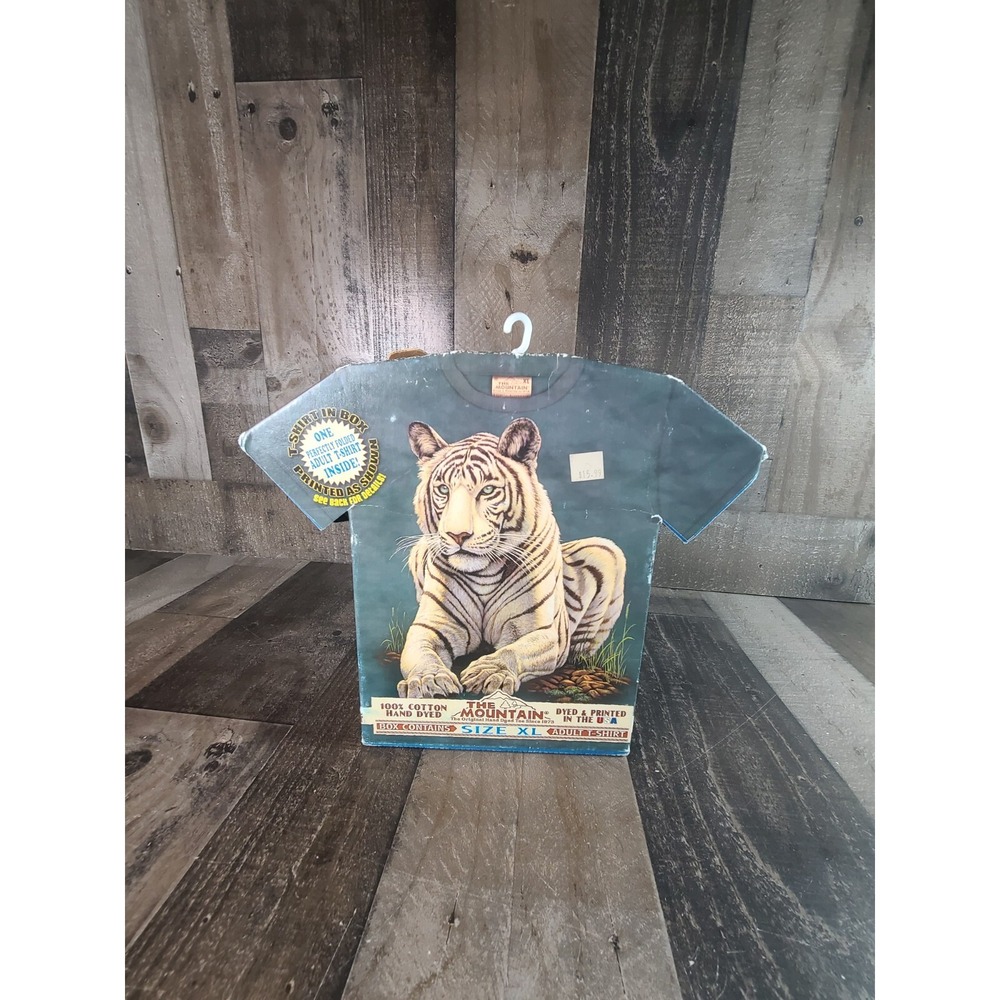 NEW IN BOX The Mountain T- Shirt Tiger Gaze XL Vintage Blue #803061
